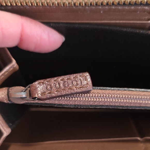 Gucci Beige and Brown GG Canvas Wallet With Tags - Picture 8 of 13